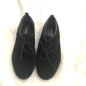 PRE LOVED ❤️ black suede Franco Sarto oxford flats